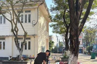 LAN TỎA YÊU THƯƠNG QUA HOẠT ĐỘNG “TẾT TRỒNG CÂY” TẠI TRUNG TÂM